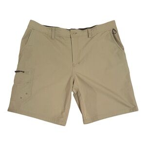 Realtree Tan Fishing Men’s Size Large Cargo Shorts